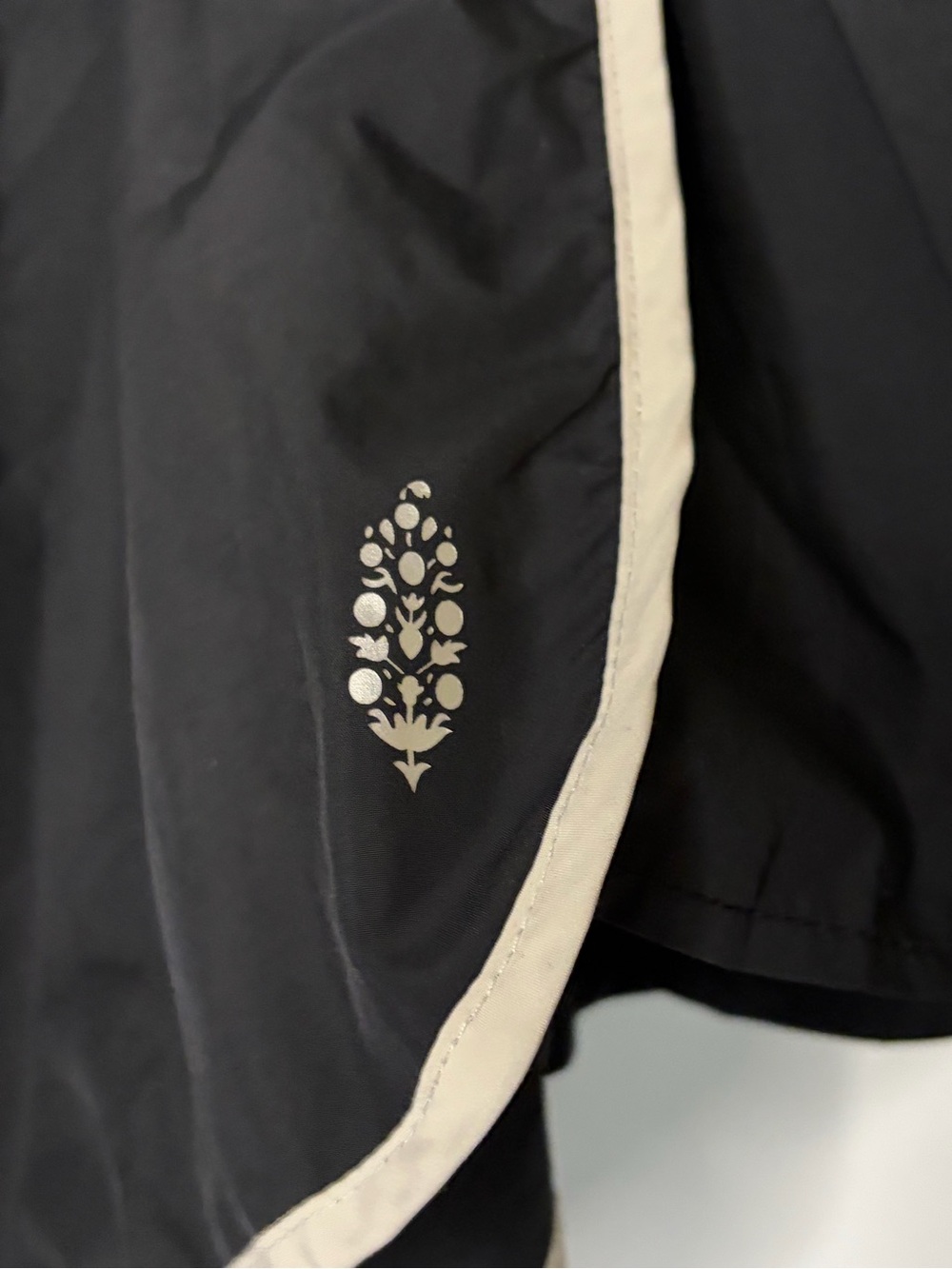 FP Movement by Free People Easy Tiger Black Pleated Short with Bone/Khaki Trim - Picture 13 of 16